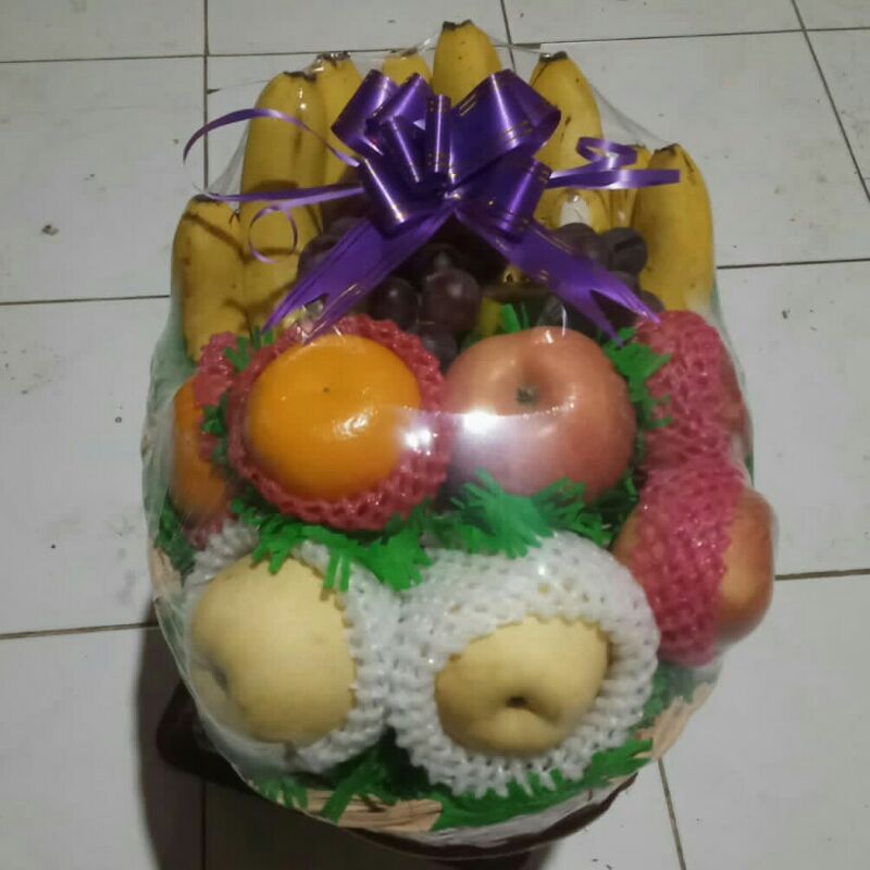 

parcel buah solo| hampers buah| hantaran buah| seserahan pembicara| hantaran kunjungan, lebaran, seserahan ramadhan| parcel buah super premium