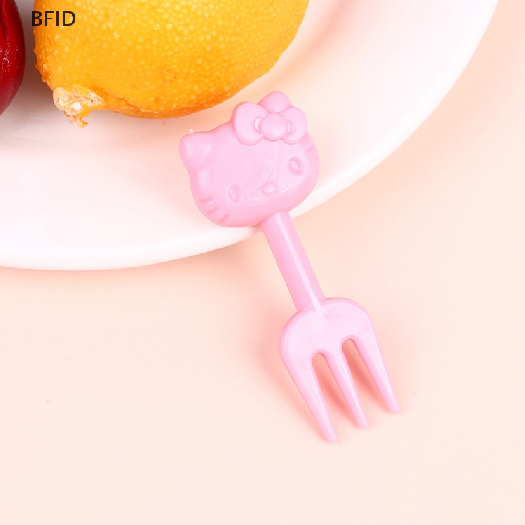 [BFID] 10pcs Mini Kawaii Animal Kartun Garpu Buah Anak Snack Kue Dessert Makanan Fruit Pick Tusuk Gigi Tanda Bento Makan Siang [ID]