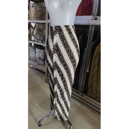 Rok plisket Jarik murah