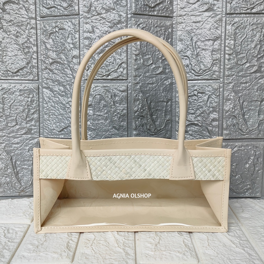 

Tas Parcel Mika Anyaman Untuk Isi 3 Toples Silinder Keranjang Hampers Mika
