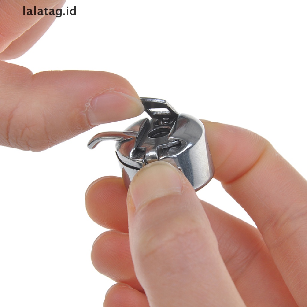 [lalatag] Silver Metal Sewing Machine Bobbin Case Aksesoris Mesin Jahit  [ID] Baju Kaos Distro Pria Wanita Lengan Panjang [ID]