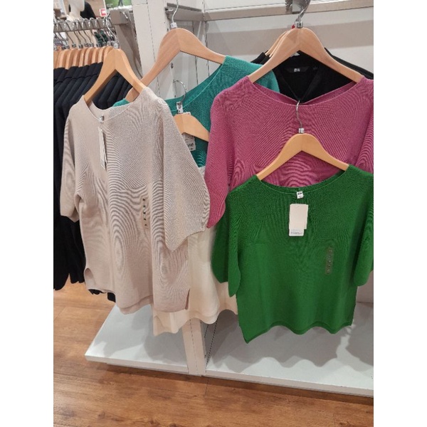 UNIQLO ORIGINAL ASLI Blouse Rajut 3D Knit SALE lengan setengah half