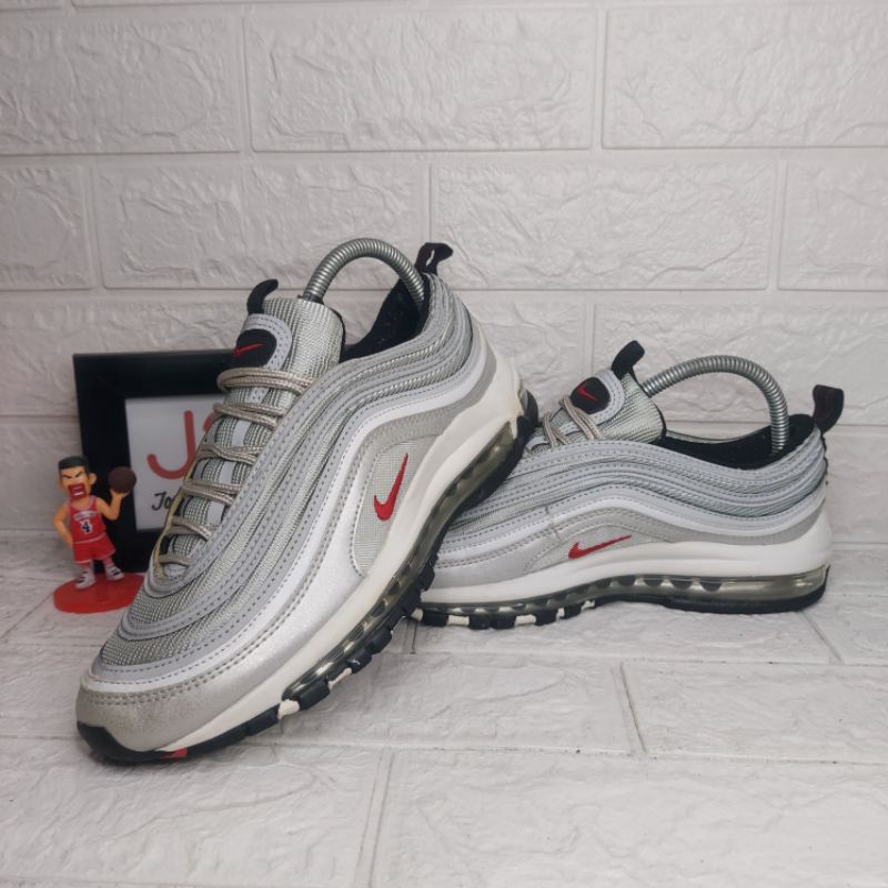 Sepatu Nike Air Max 97 Silver Bullet Size 41 In Sole 26cm Made in Vietnam Warna Silver Putih