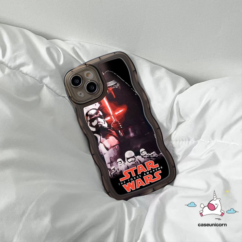 IPHONE Casing Ponsel Merek Trendi Kompatibel Untuk Iphone14 11 13 12 Pro Max XR 14 6 6s 87 Plus X XS Max SE 2020 Wavy Edge Fashion Star Wars Soft Tpu Back Cover