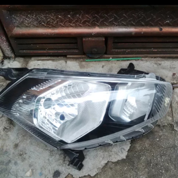 {BEKAS} headlamp lampu depan datsun go Berkualitas