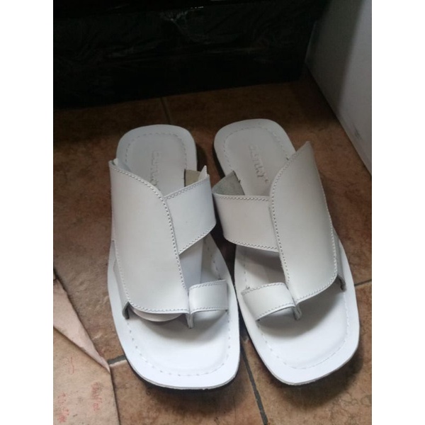 Sandal pria kulit dewasa cowo laki casual kekinian keren warna putih size 39-40-41-42-43100% asli