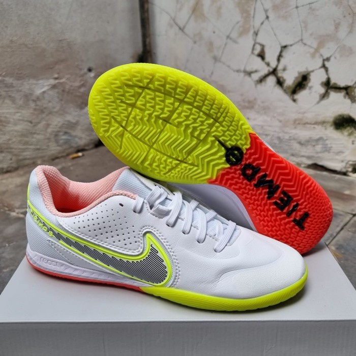 SEPATU FUTSAL NIKE TIEMPO9 PRO WHITE CRIMSON IC