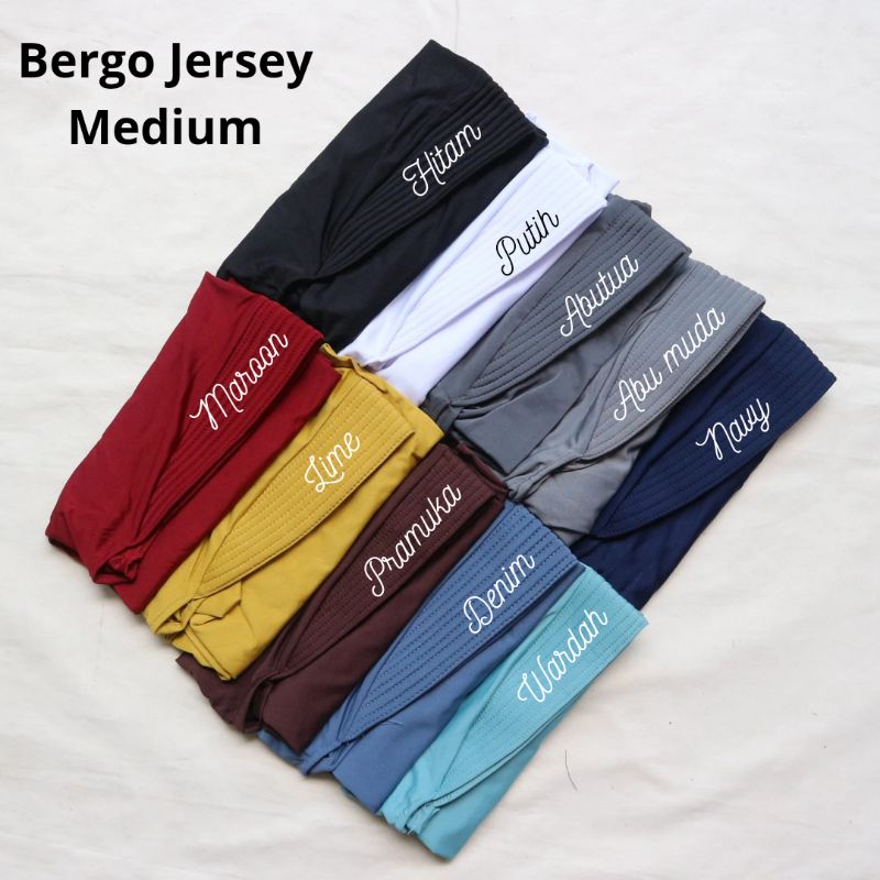 Bergo Jersey Premium ukuran medium | Bergo Pet | Bergo Sport Menutup Dada