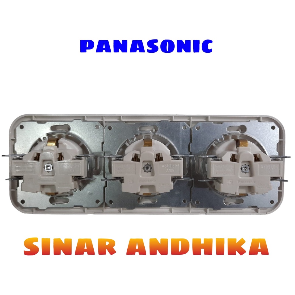 STOP KONTAK TRIPLE NON CP WIDE SERIES PANASONIC WEJ 7823+WEJ 1111-7