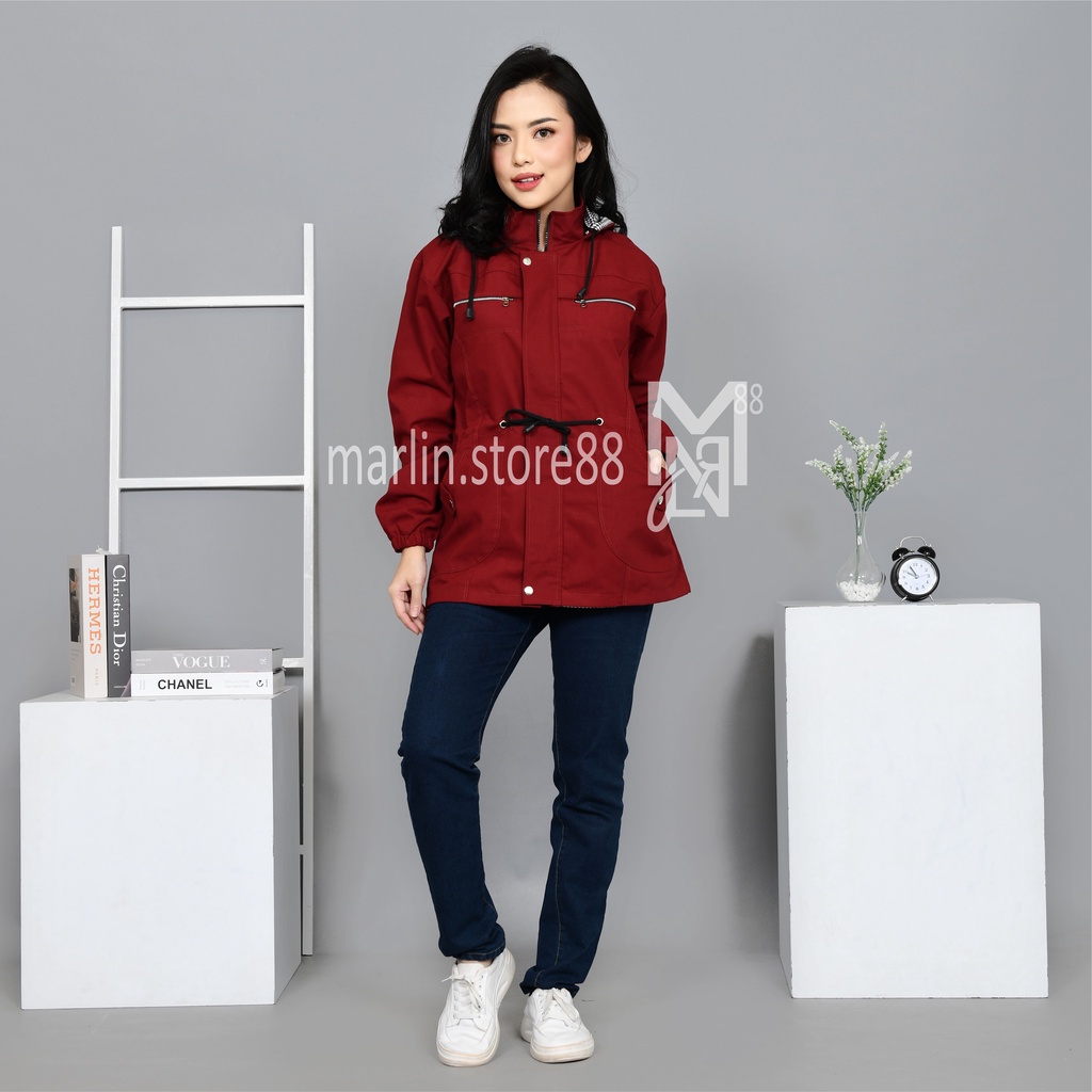 Jaket Wanita Big Size Jumbo Merah Maroon Kekinian bahan Baby Canvas Bolak Balik Ukuran L Sampai 4XL