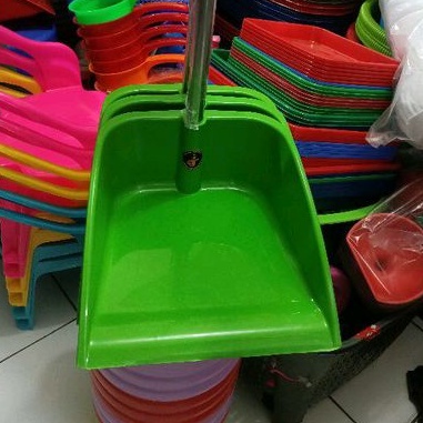 PENGKI PLASTIK AJR JUMBO TEBAL GAGANG BESI