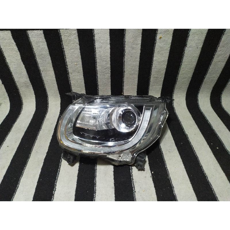Headlamp suzuki Ignis LED