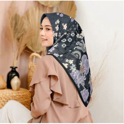 Kerudung Segi Empat ZM Zaskia Mecca Premium MAMADUMA HITAM
