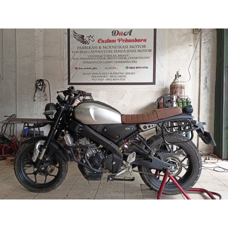 Breket SideBox/ Breket Bag Yamaha XSR 155