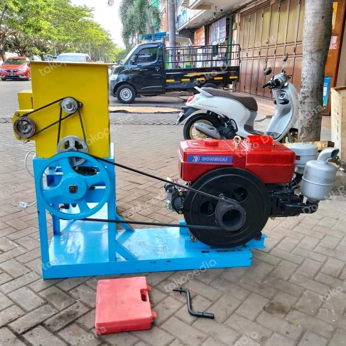 Mesin Extruder Cetak Pelet Apung Kapasitas 100-150 Kg/Jam Siap Pakai