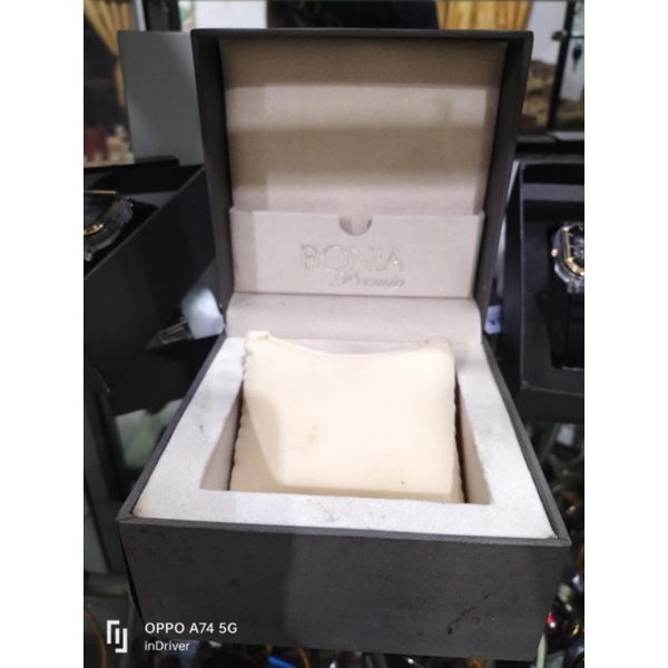 kotak/box kayu Jam tangan Bonia ORI sesuai gambar