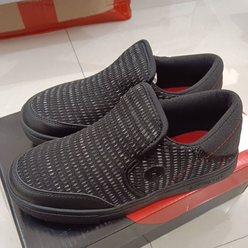 Sepatu Airwalk Reynaldo JR (B)