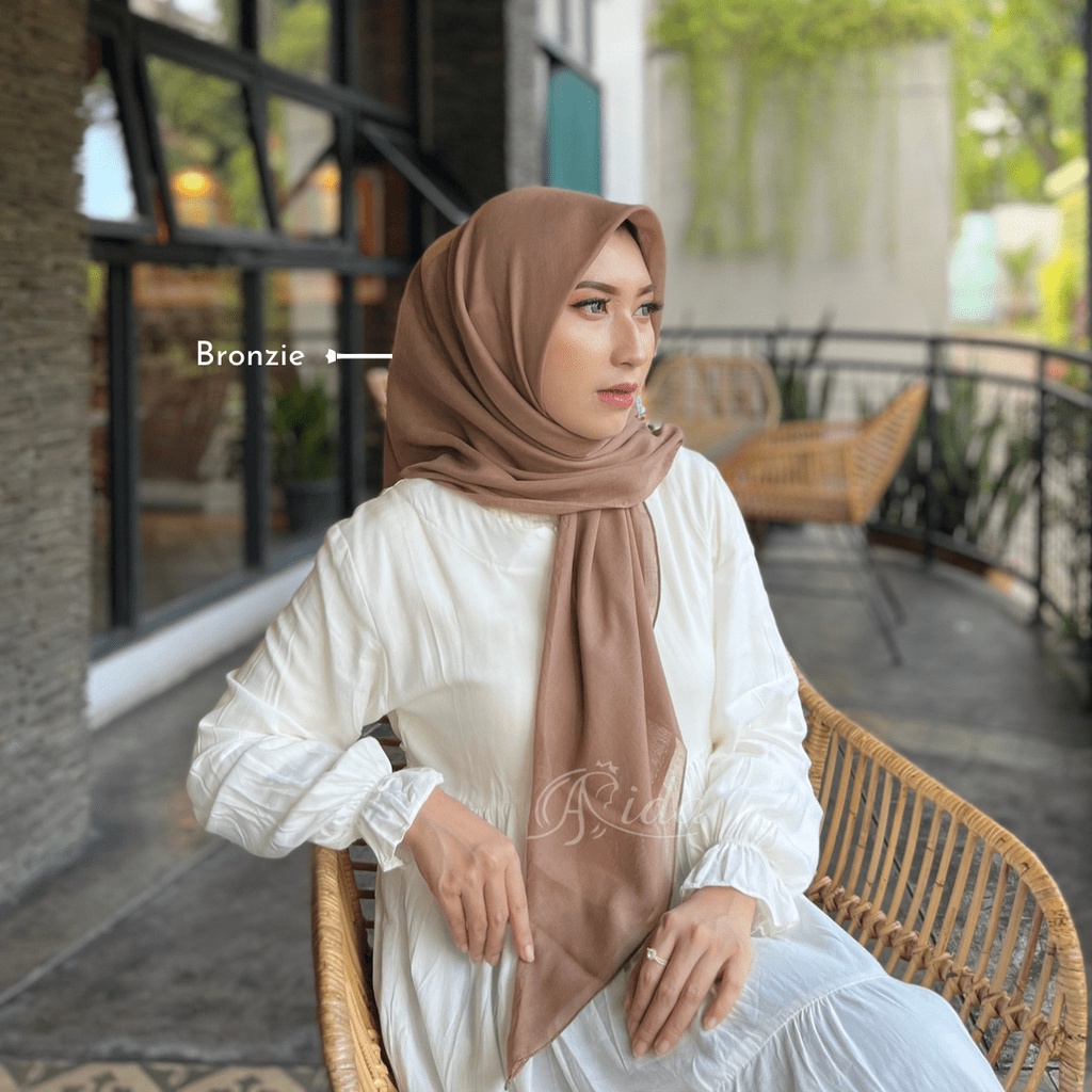 Segiempat Paris ORI by Umama Scarf Premium by AIDA