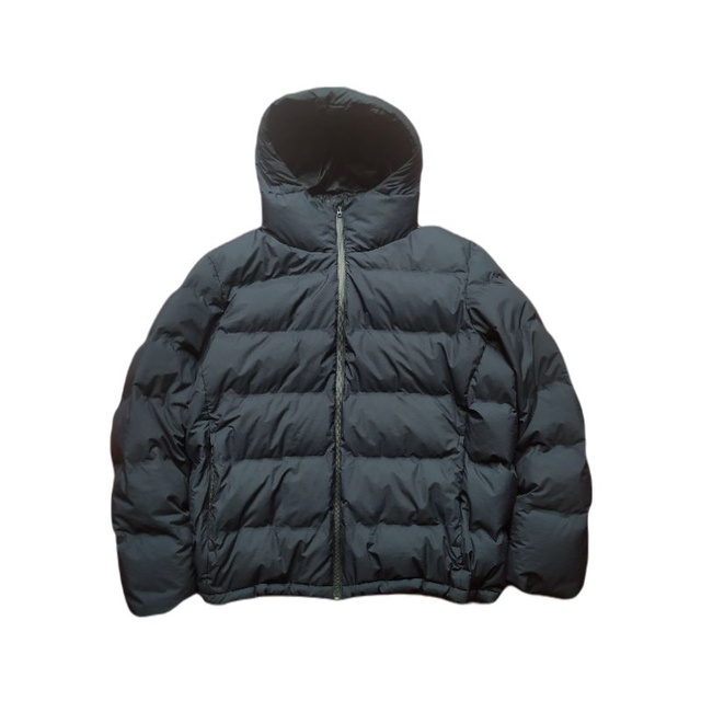 uniqlo seamless 3D cut navy bulu angsa