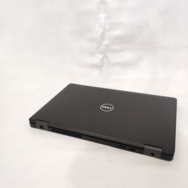 Laptop editing/Rendering Workstation Dell precision 3520 - Core i7 6820HQ - ram 16gb - Dual vga Nvidia Quadro