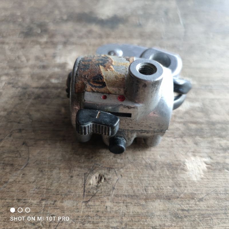 Holder Kanan Yamaha U5  Original Yamaha Japan