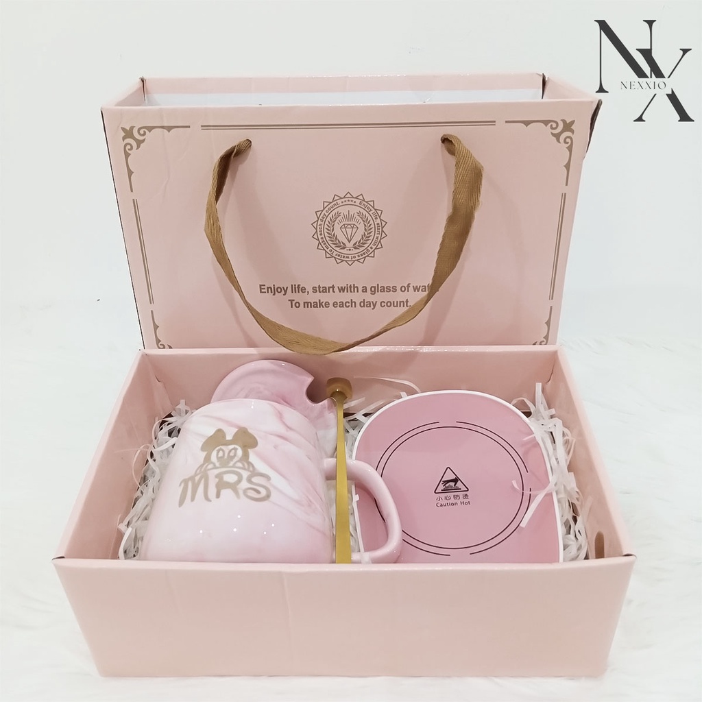 NEXXIO [HAMPERS ] SATU SET CANGKIR DENGAN ALAT PEMANAS AIR CANGKIR