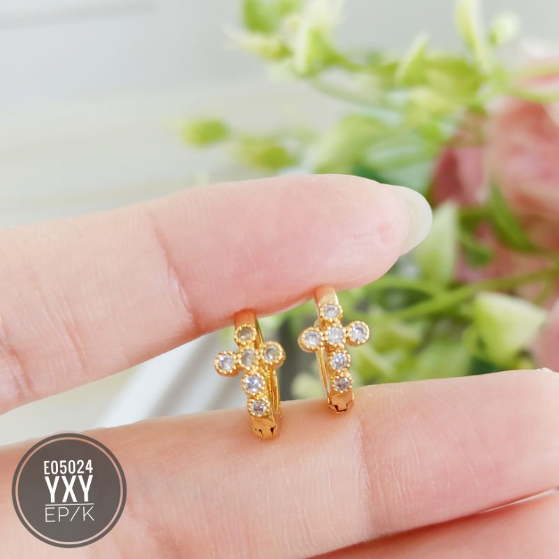 Anting yaxiya salib jepit permata zircon gold E05024