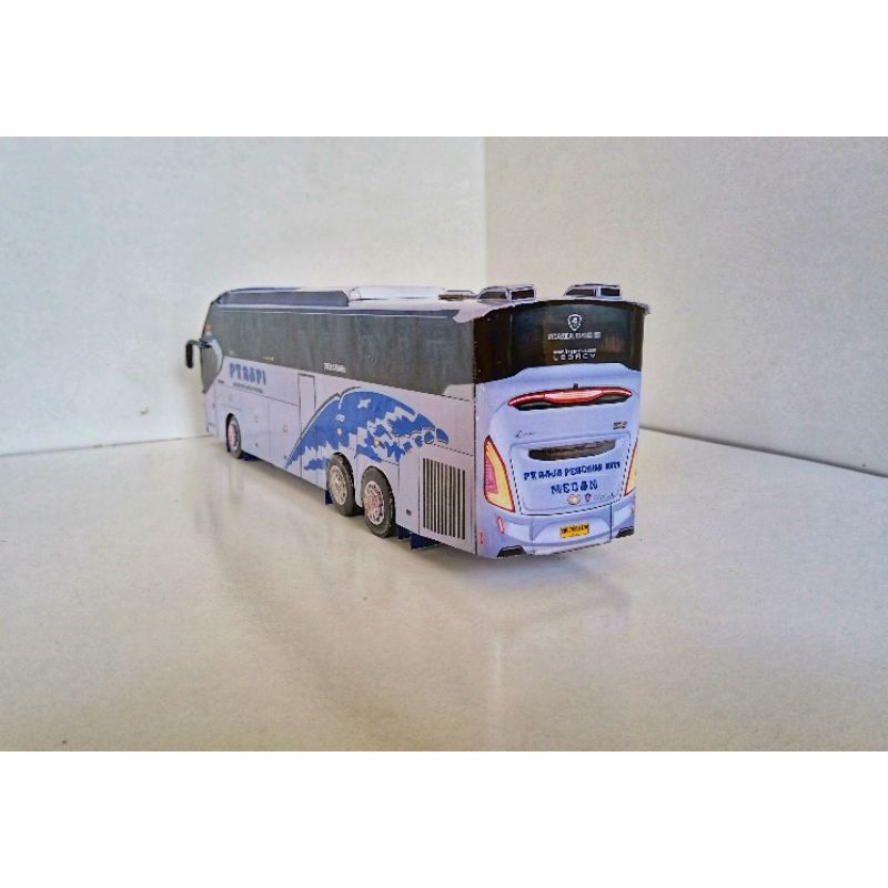 Miniatur Bus Kertas PT RAPI, Skala 50, Panjang 27 cm