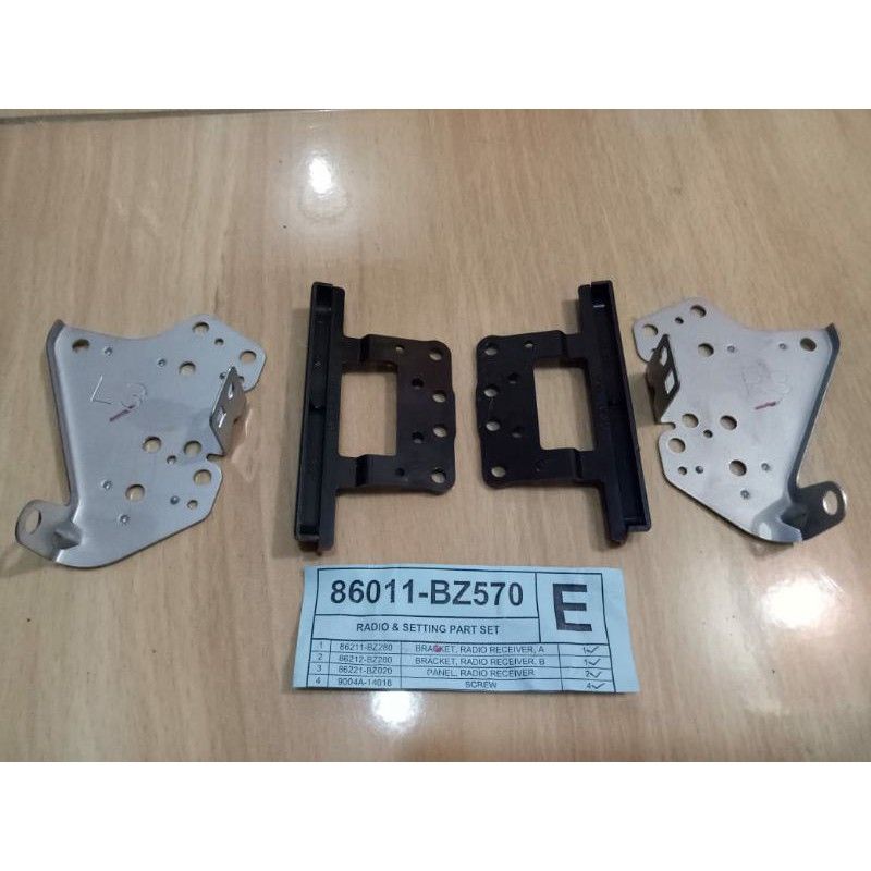 BRACKET TAPE HEAD UNIT CALYA SIGRA
