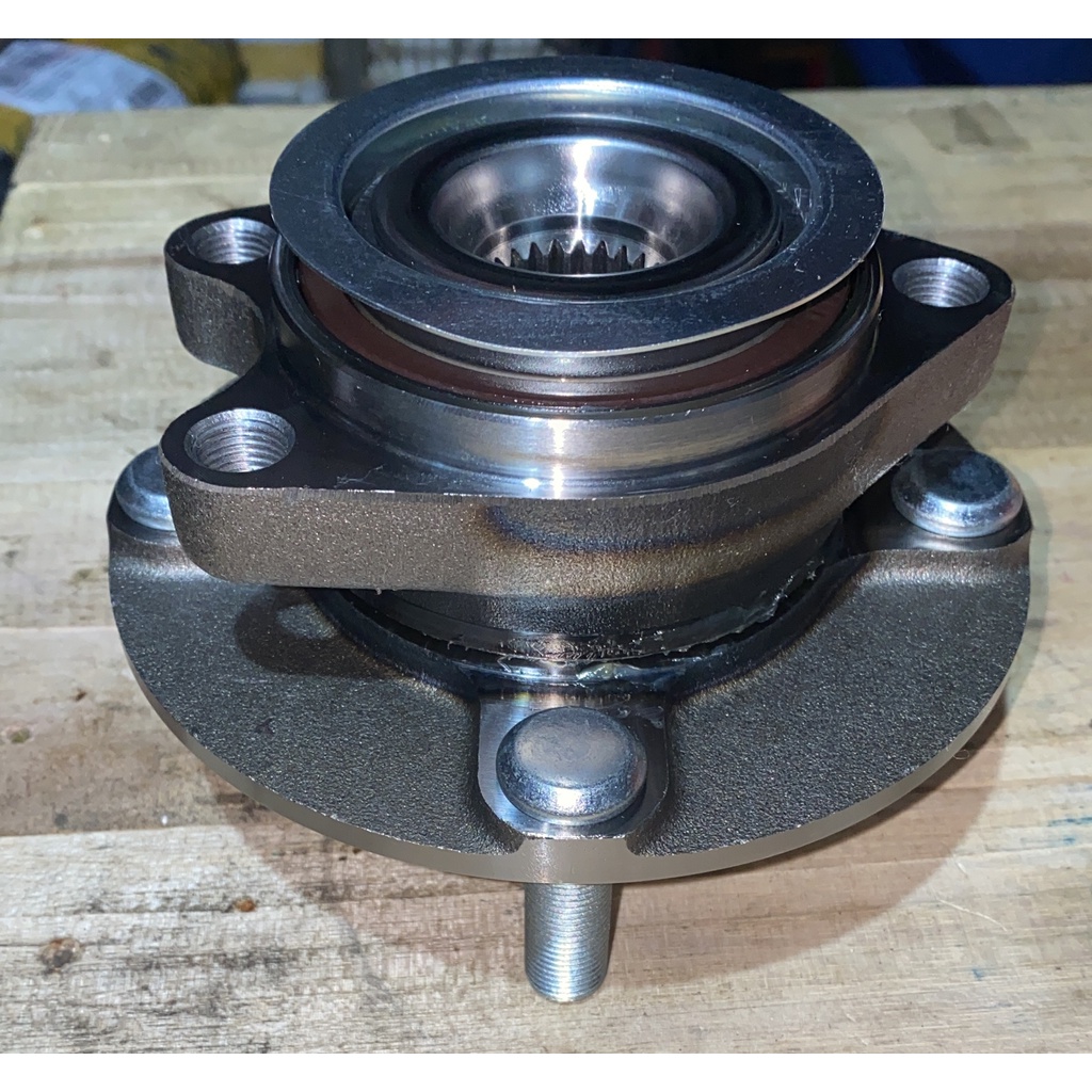 Bearing depan Livina