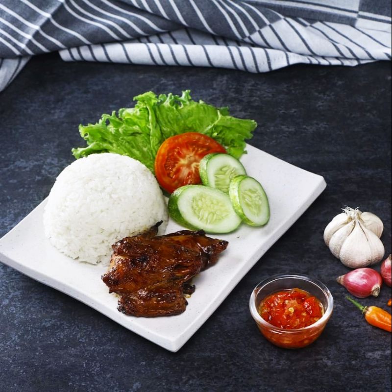 

Paket Ayam Bakar Siap Santap