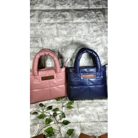 Tas fuffy / Tas jinjing /tas wanita dimensi 23 x 9 x 19