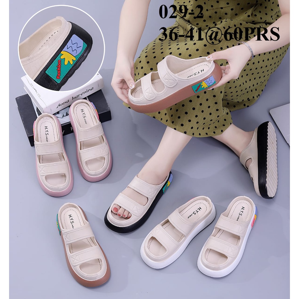 Sandal Jelly Wedges Wanita Import Karet Ban Dua HYS 029-2