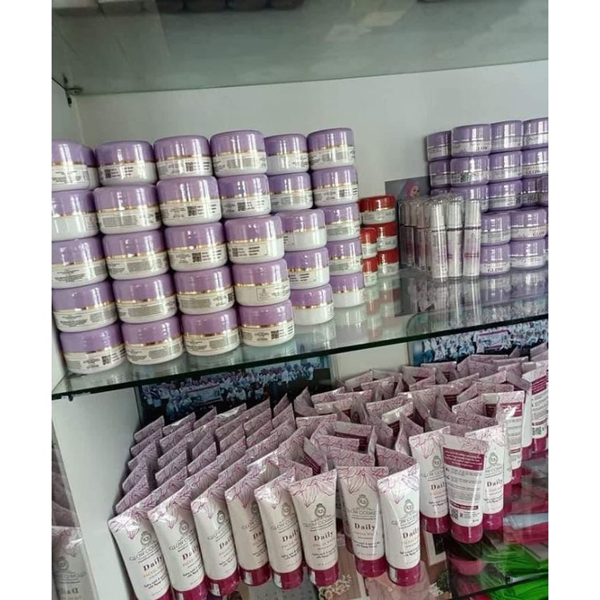 CREAM RCB GLOW AL IN ONE baru dan lama