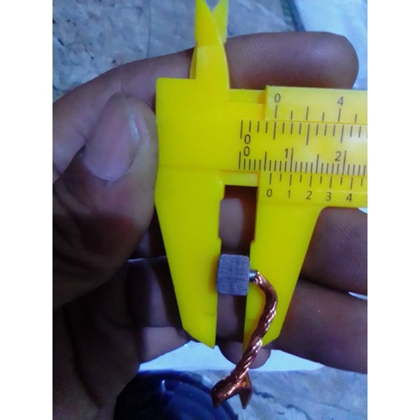 KUL DINAMO STARTER MOBIL CARRY EXTRA ST100 KIJANG 5K ZEBRA S88 AVANZA XENIA DLL CARBON BRUSH SPULL