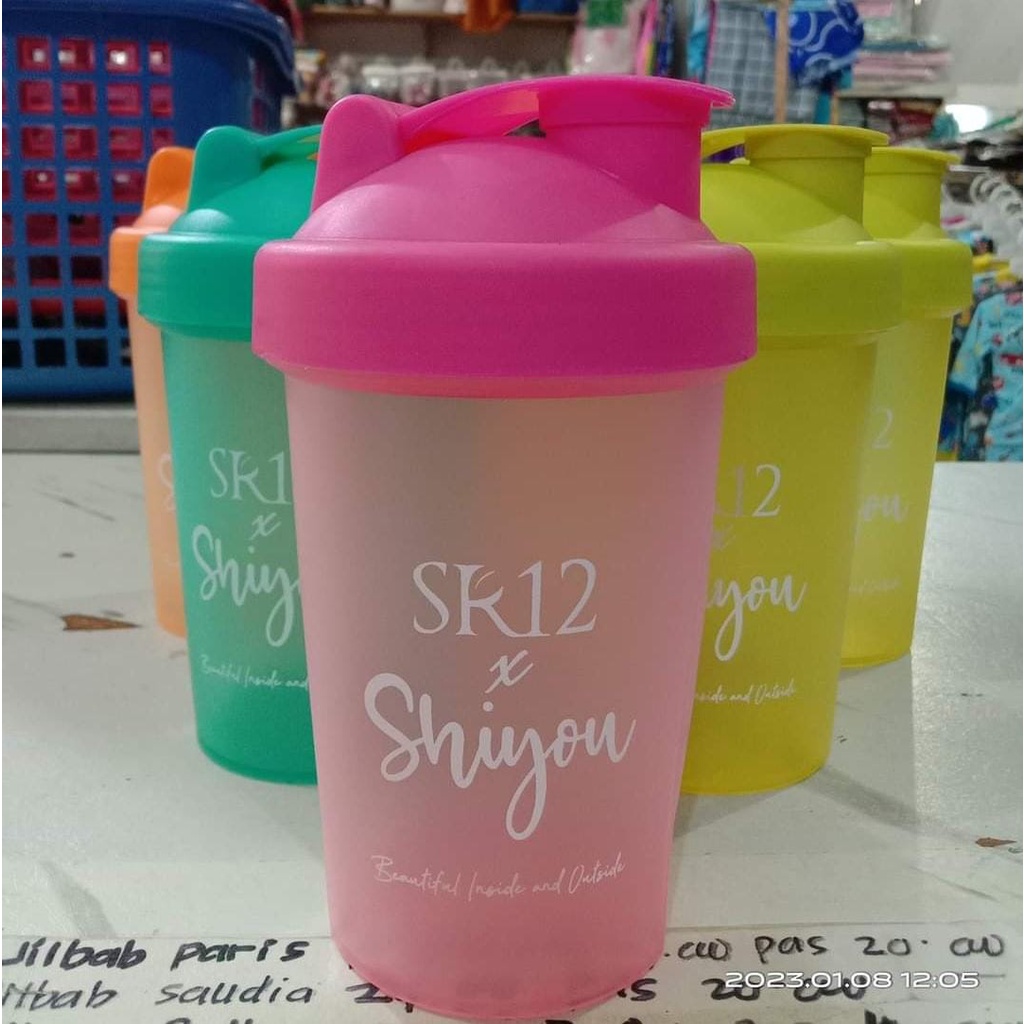 Botol Shaker SR12 / Botol Tumbler Kemasan Praktis Ukuran 550ml