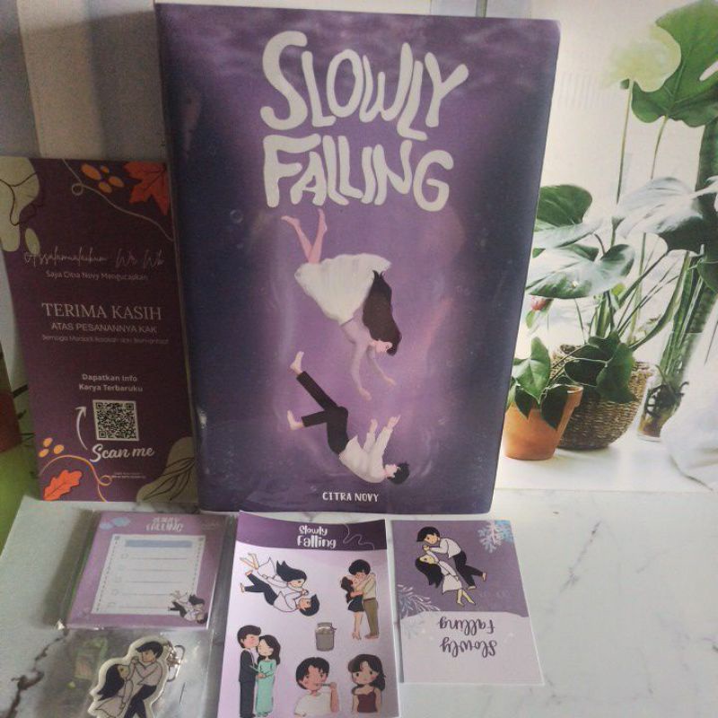 READY NOVEL SLOWLY FALLING BY CITRA NOVY BONUS LENGKAP