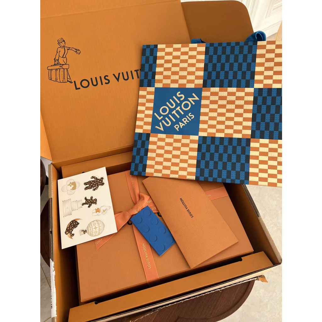 

Kotak hadiah terbaru Louis Vuitton, dapatkan secara gratis