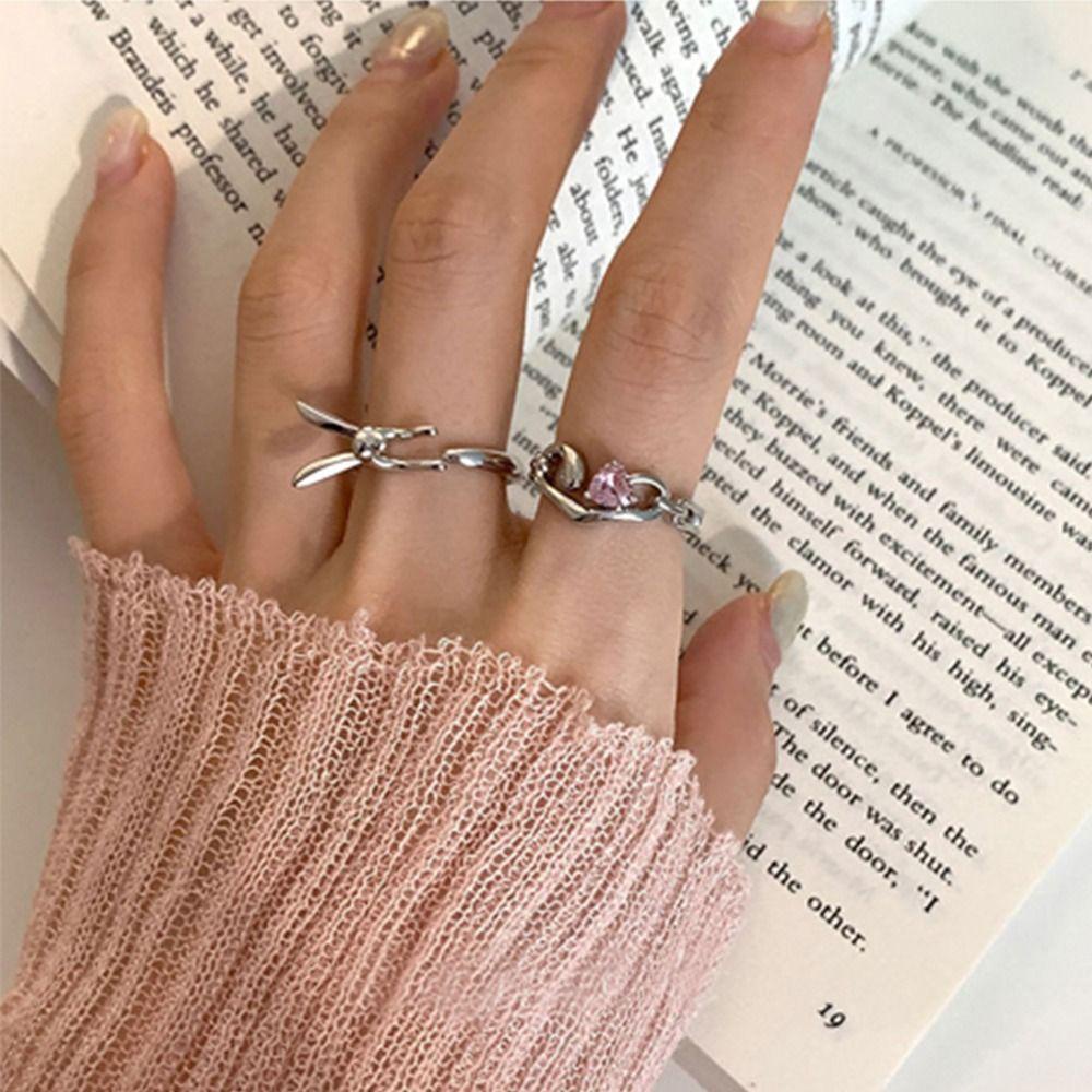 MXBEAUTY Y2k Wanita Cincin Lucu Adjustable Menawan Desain Niche Kelinci Gadis Manis Hadiah Berlian Imitasi Alloy Gaya Korea Ring