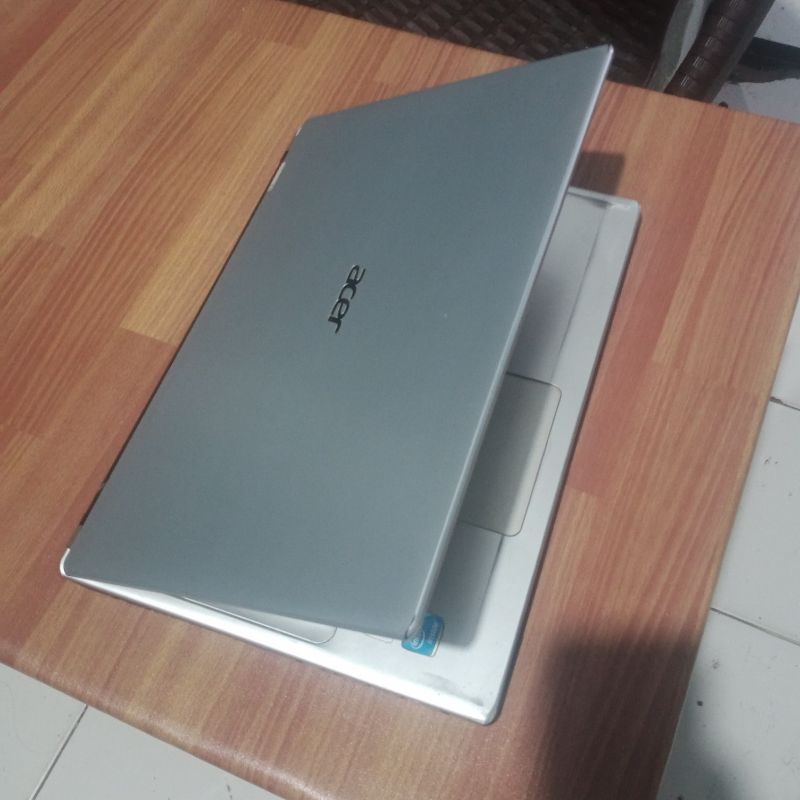 Laptop Acer V5-431 Intel Inside Celeron Ram 4Giga