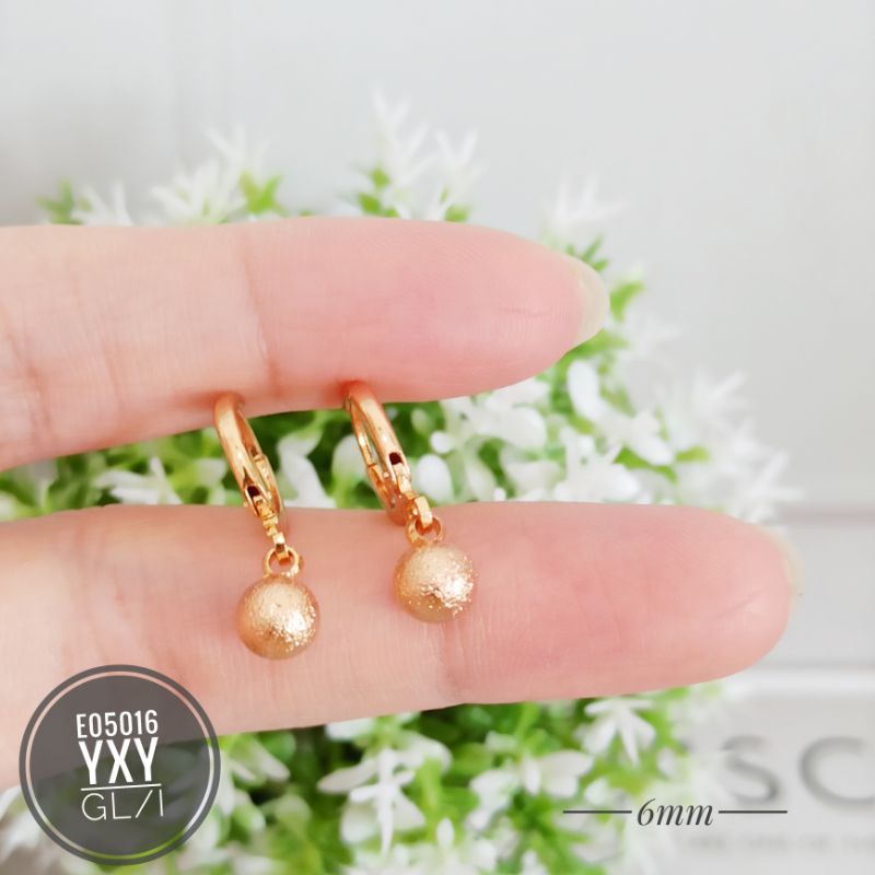 Anting yaxiya bola pasir gold (5mm dan 6mm) E05016