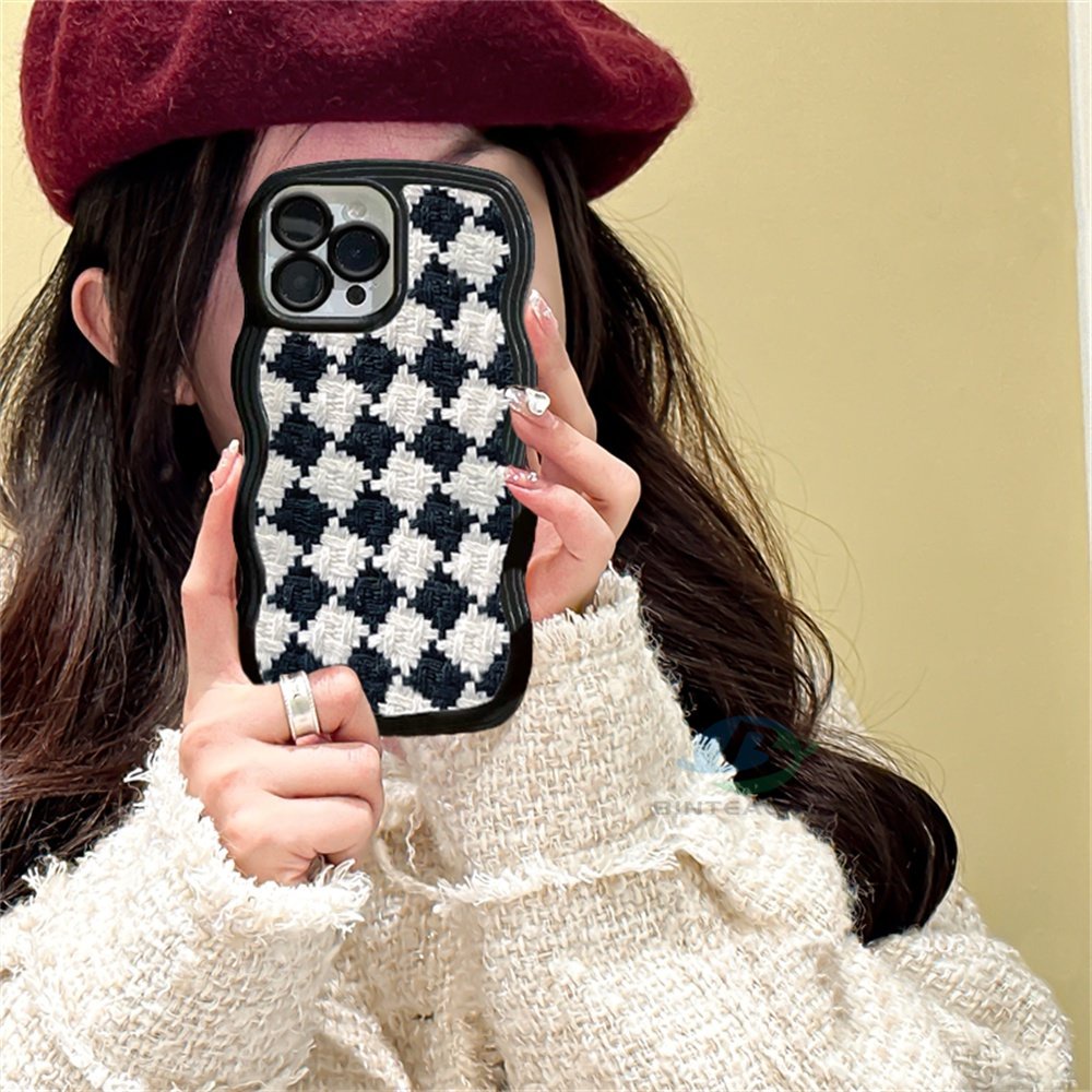 Realme C53 C55 10 C30 C31 C35 C21Y C25Y RealmeC11 2021 C15 C25 C17 C12 C3 C2 Realme 8i 7i 5 5i 6i 7 Pro Hitam Dan Putih Motif Kotak-Kotak Dan Bunga Tepi Melengkung TPU Phone Case Binteacase