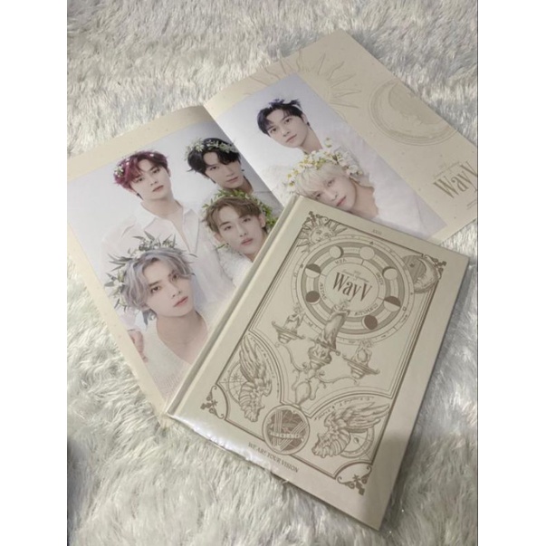 SEASON GREETING 2023 WAYV HARD COVER DIARY