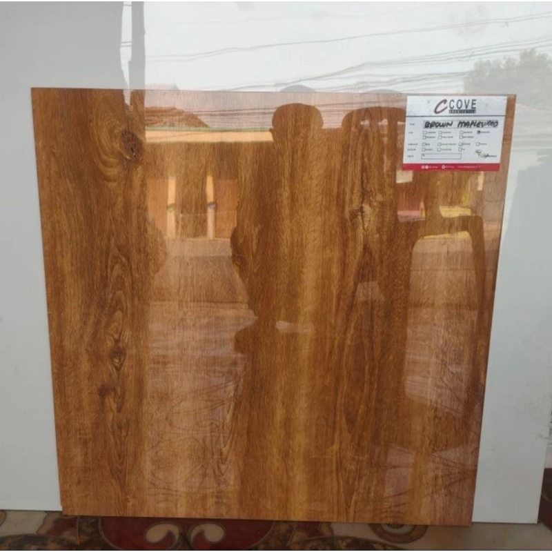 Granit 60x60 motif kayu brown maplewood