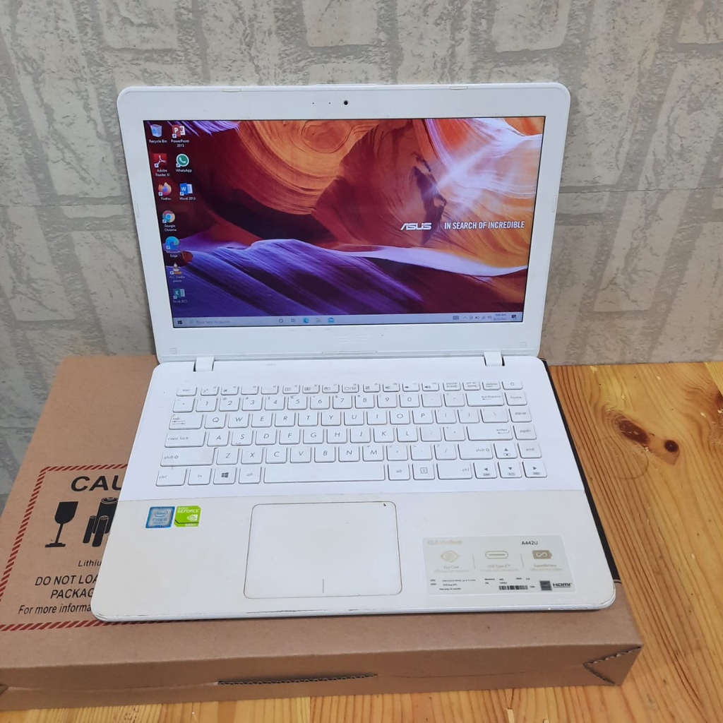 Laptop Asus Vivobook A442U Core i5-8250U, Gen 8th, Double Nvidia Geforce 930MX 2Gb, Ram 8Gb, SSD 128
