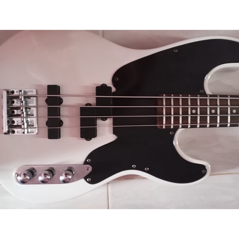 Schecter bass 4 string Diamond Series