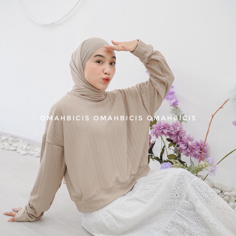 Jiso Crop Sweater Premium - Sweater Wanita- Sweater knit - Sweater import