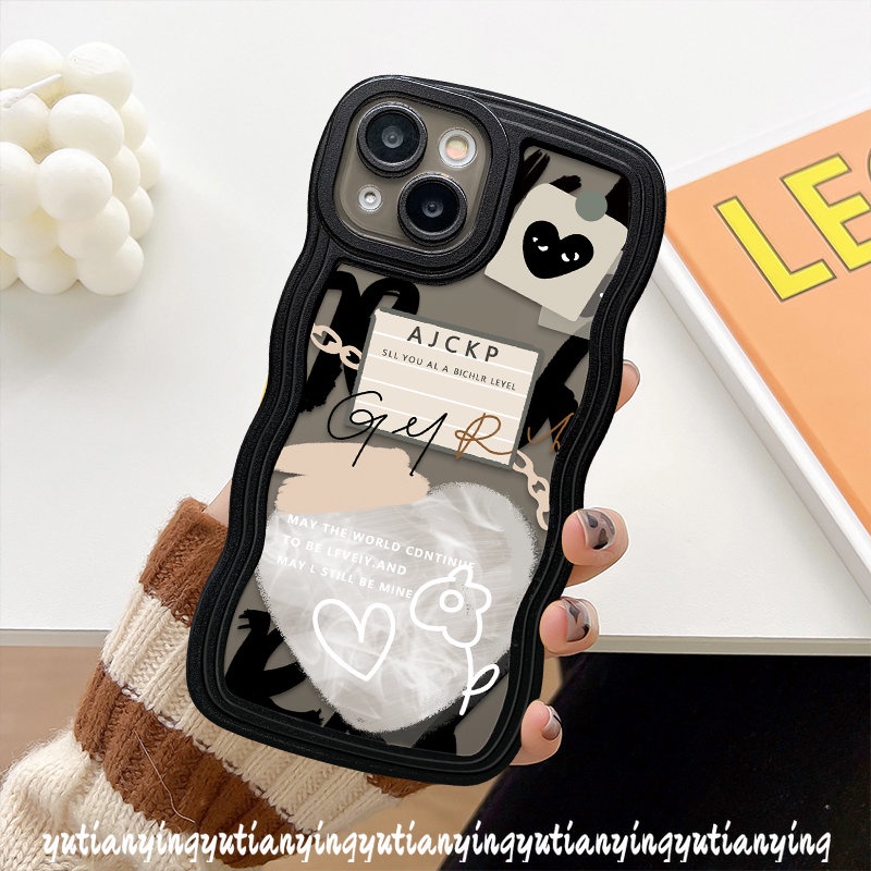 IPHONE Ins Lucu Cinta Hati Graffiti Case Kompatibel Untuk Iphone11 14 13 12 Pro Max 7plus 8plus 6 6s 8 7 Plus XR 14Plus X XS Max SE 2020 Comme des Garcons Lembut TPU Cover