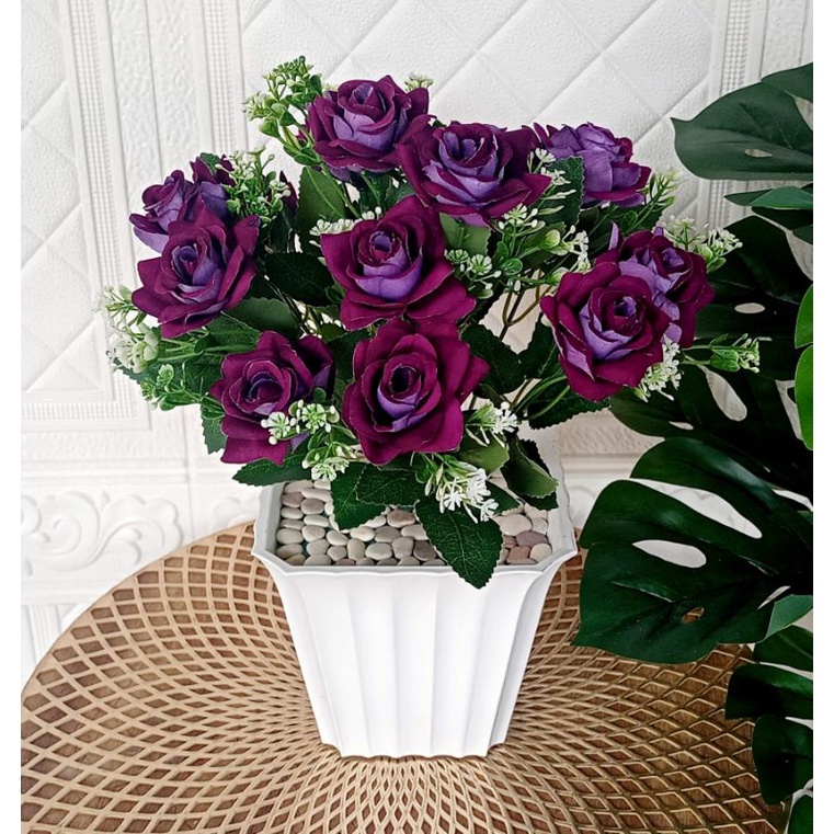 bunga mawar artificial pot kotak//bunga mawar bludru pot kotak