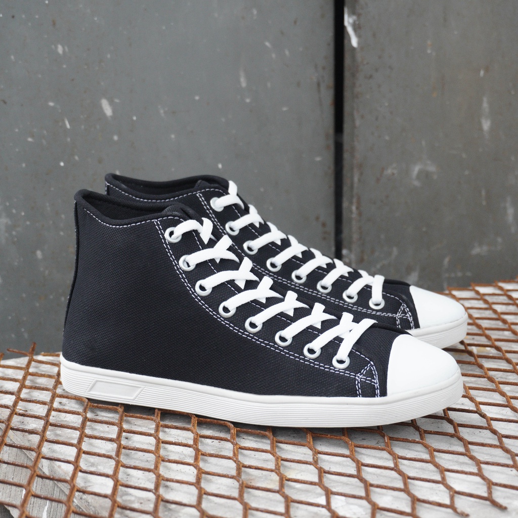Sepatu Sekolah Pria Wanita Converse Tinggi Dan Pendek size 36-43 untuk PRIA dan WANITA // Sepatu SNAKERS Sekolah Anak